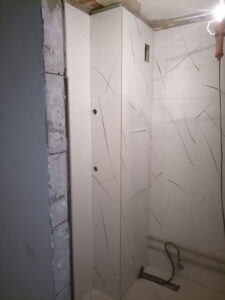 Укалдка плитки на стены